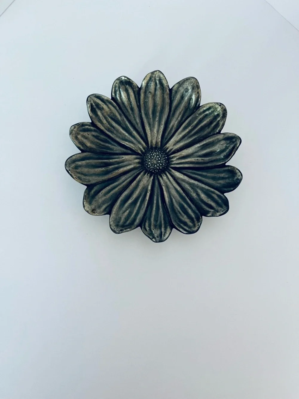Metal Sunflower Daisy Decorative jewelry dish key holder decorative tray